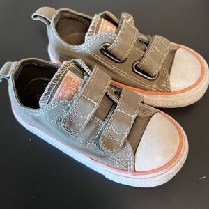 7t Converse Velcro Chuck Taylor